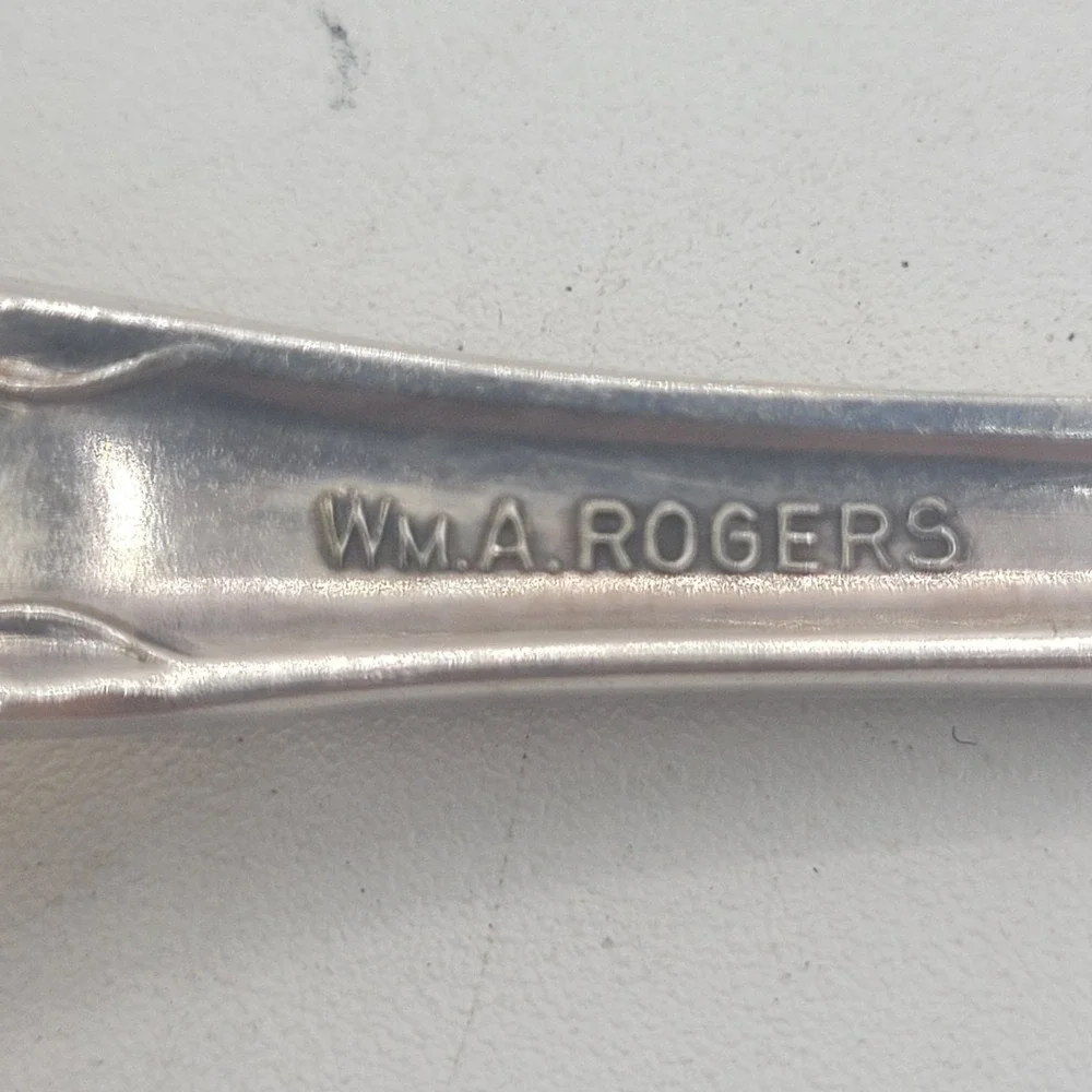Wm. A. Rogers Silver Overlaid Oneida‎ Ltd. Chalice Harmony Serving Set